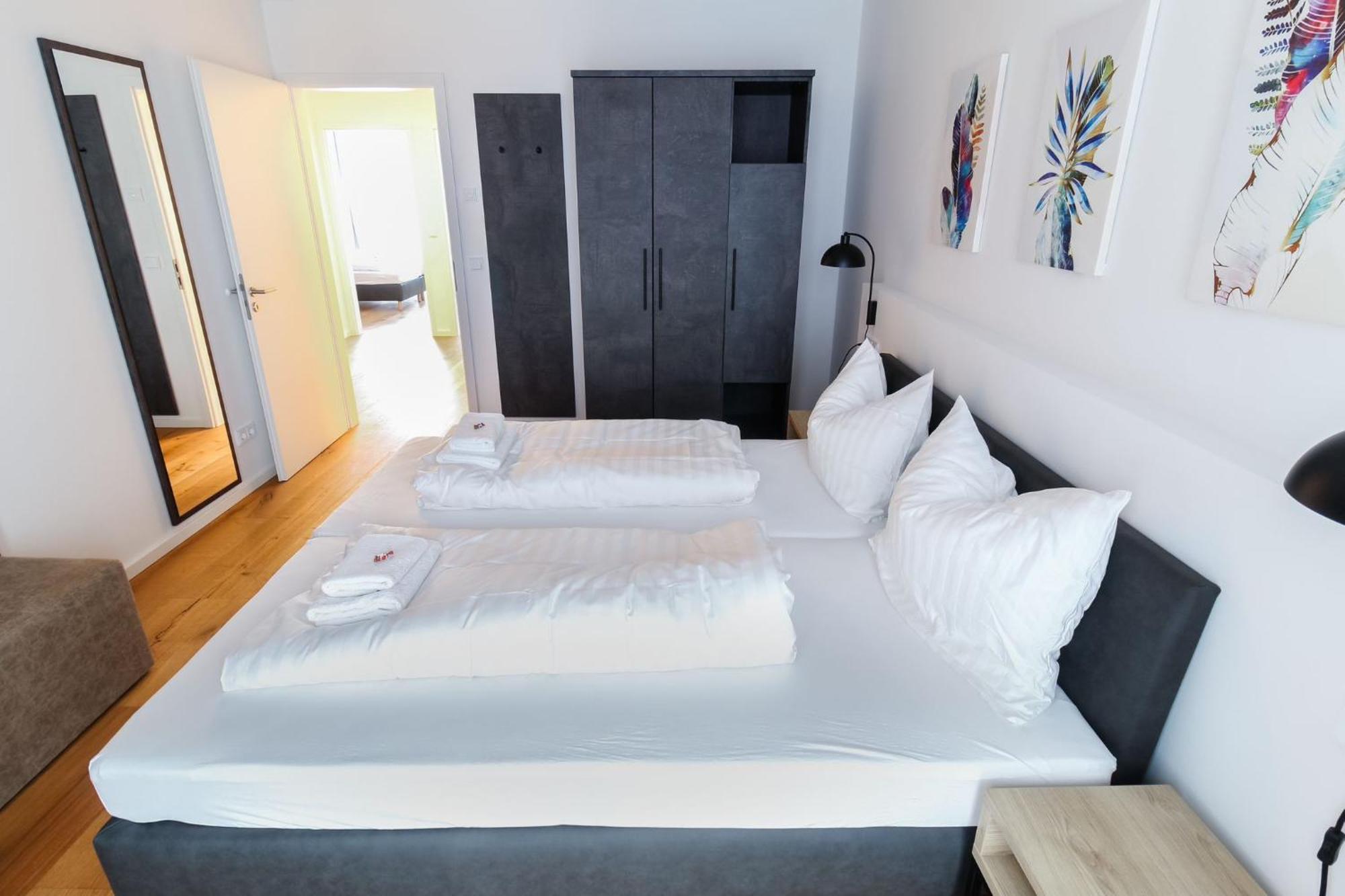 Helios Berlin Apartments Экстерьер фото