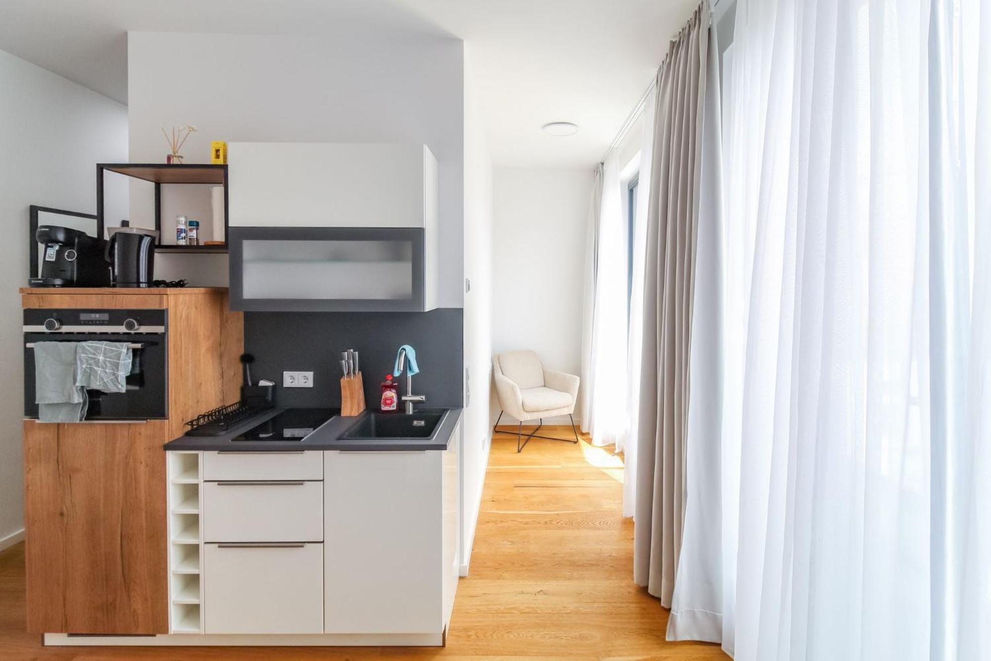 Helios Berlin Apartments Экстерьер фото