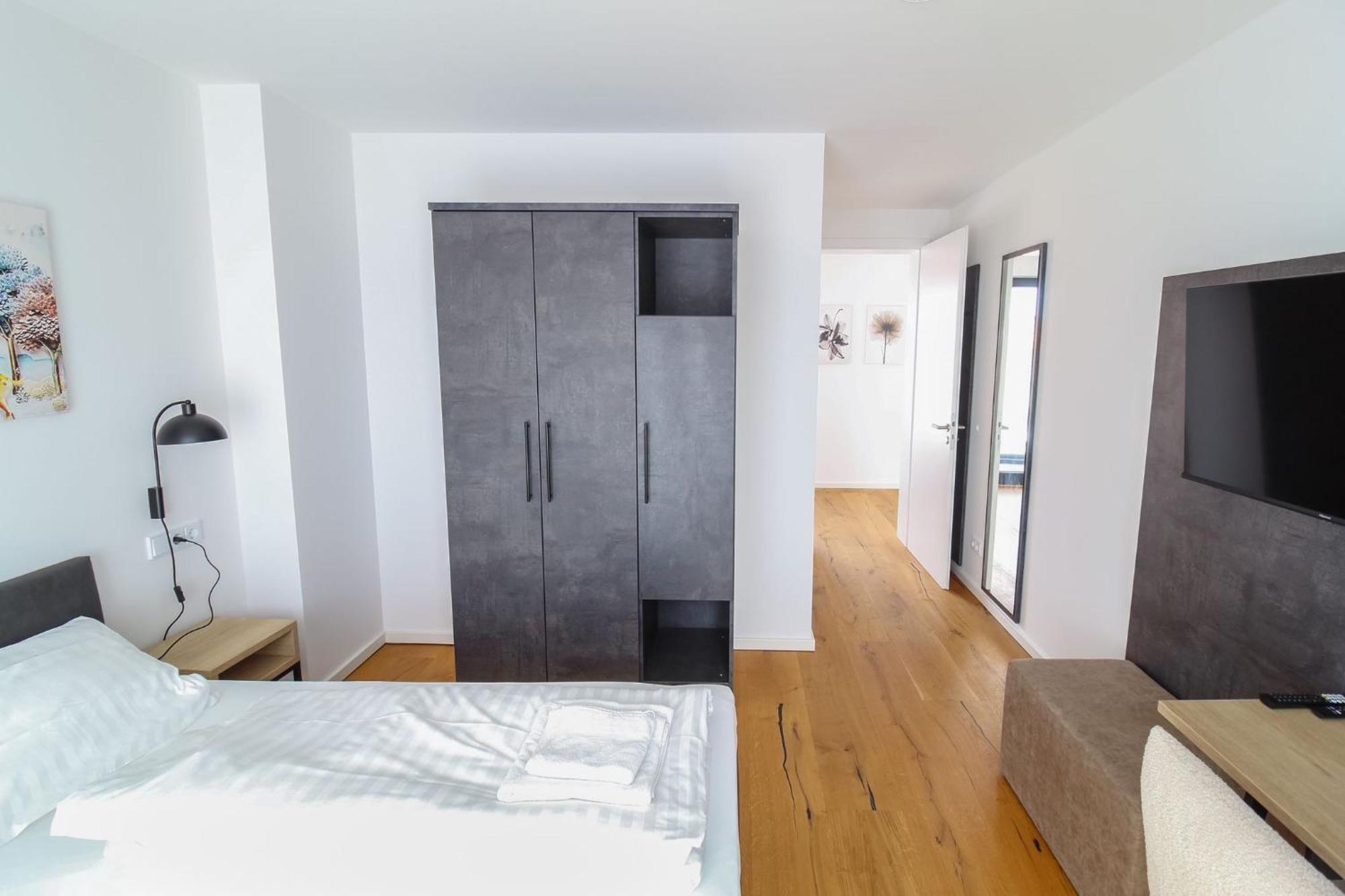 Helios Berlin Apartments Экстерьер фото